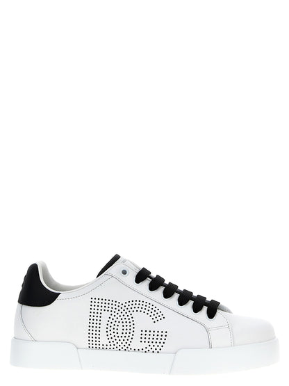 Sneakers by Dolce & Gabbana for men in bos taurus calfskin leather bicolour, black & white presents a sumptuous silhouette, artfully capturing the essence of the Men's Low Top Bos Taurus Calfskin Leather Sneakers with its sumptuous low-top style design.
