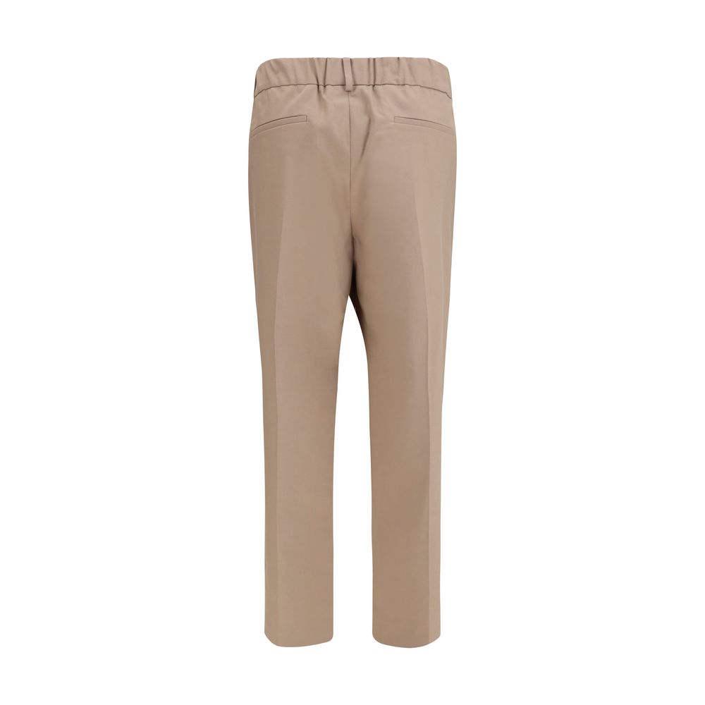 Casual Pants by Brunello Cucinelli for women in stretch cotton beige features an sartorial straight-leg & regular-fit and long with a cut for a sartorial finish.