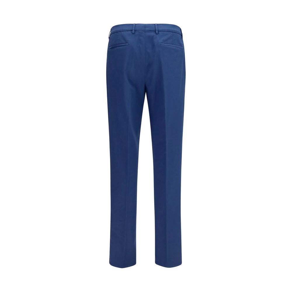 Chinos Pants by Brunello Cucinelli for men in stretch cotton blue features an contemporary silhouette, showcasing a sophisticated straight-leg & regular-fit and long with a refined mid rise for a truly contemporary aesthetic.