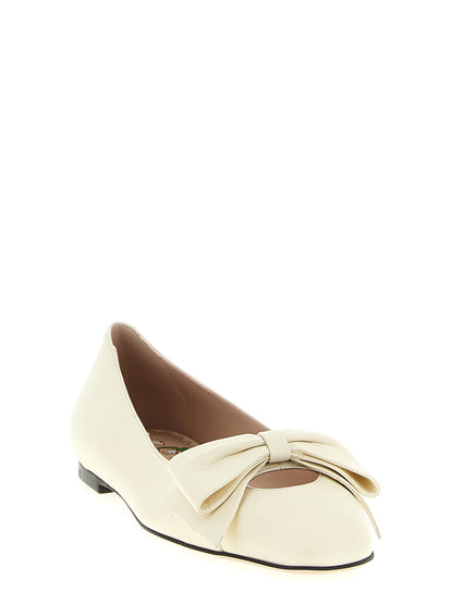 Ballet Flat Shoes by Valentino Garavani for women in leather white & signature showcases a dynamic silhouette, artfully capturing V Logo Women's Leather Ballet Flat Shoes through its distinctive and elegant square toe style.