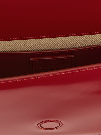 Shoulder Flap Bag by Jacquemus for women in calfskin leather multicolor, natural & red features an effortlessly chic silhouette with a secure flap & magnetic, ample , and versatile shoulder-strap, adjustable-strap & handle for effortlessly chic everyday luxury.