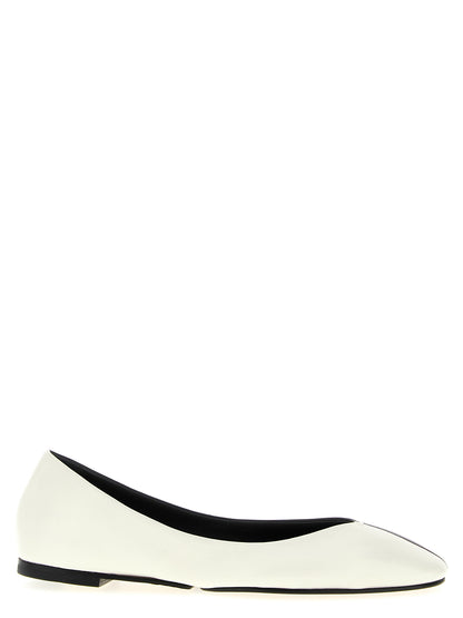 Ballet Flat Shoes by Jacquemus for women in lamb leather bicolour, black & white presents a effortless chic silhouette, showcasing the Women's Lamb Leather Ballet Flat Shoes design with a effortless chic and for a sophisticated look.