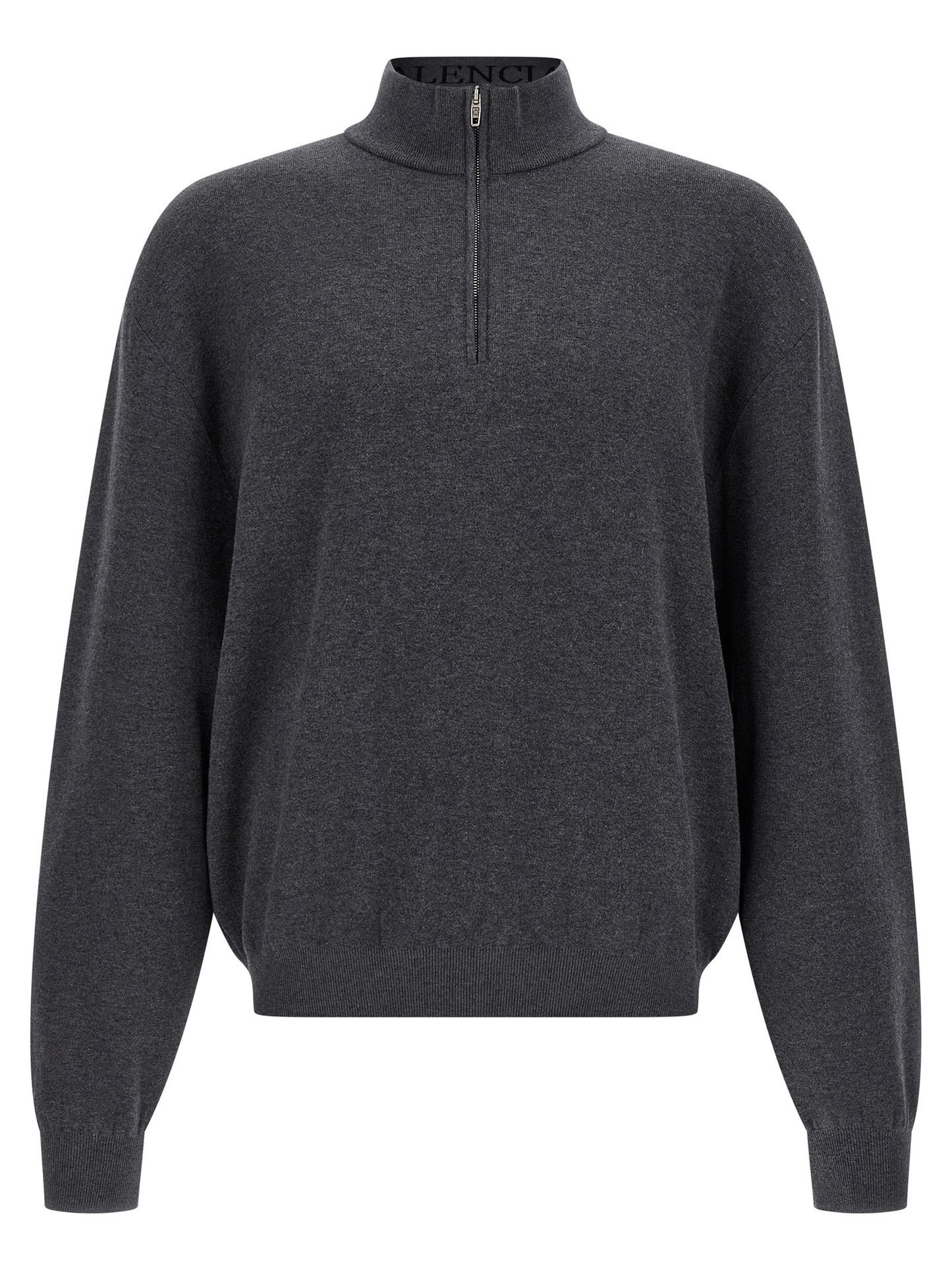 Cardigan by Balenciaga for men in organic cotton gray features an impeccable silhouette, showcasing a sophisticated and detail for a truly impeccable finish.