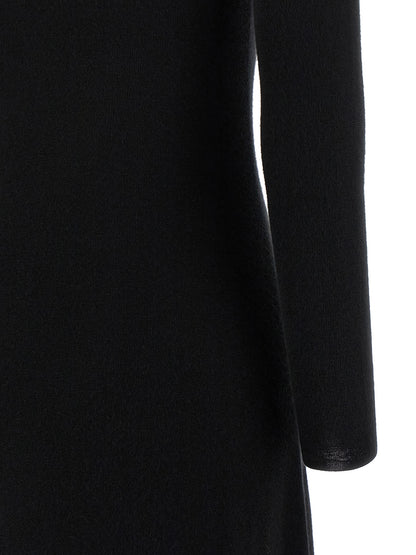 Dress by Tom Ford for women in silk polyamide & cashmere black showcases a striking silhouette, elegantly detailed with a , refined , and a striking midi long for a striking finish.