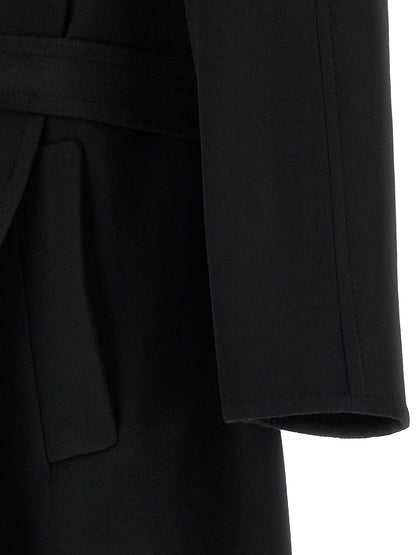Overcoat by Tom Ford for men in cashmere virgin wool black presents a luxurious silhouette, showcasing a luxurious and sophisticated pockets for a premium, luxurious look.