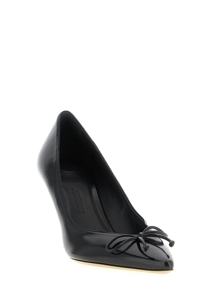This High-Heel Pumps Heels by Jacquemus for women in cowhide leather black presents a effortlessly chic silhouette from the Women's Cowhide Leather High-Heel Pumps Heels collection, featuring a effortlessly chic high-heel and effortlessly chic pointed toe style.