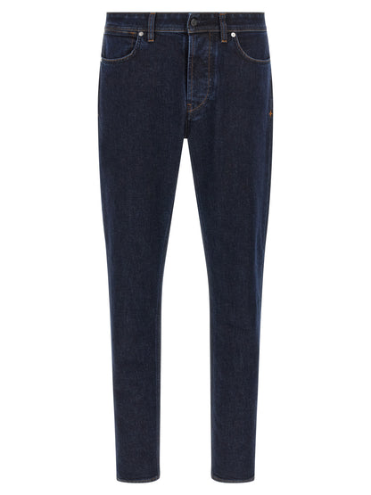 Jeans by Stone Island for men in stretch organic cotton denim blue, indigo & signature presents a refined pantology silhouette, artfully defined by a refined pantology straight-leg, long, and a sophisticated .