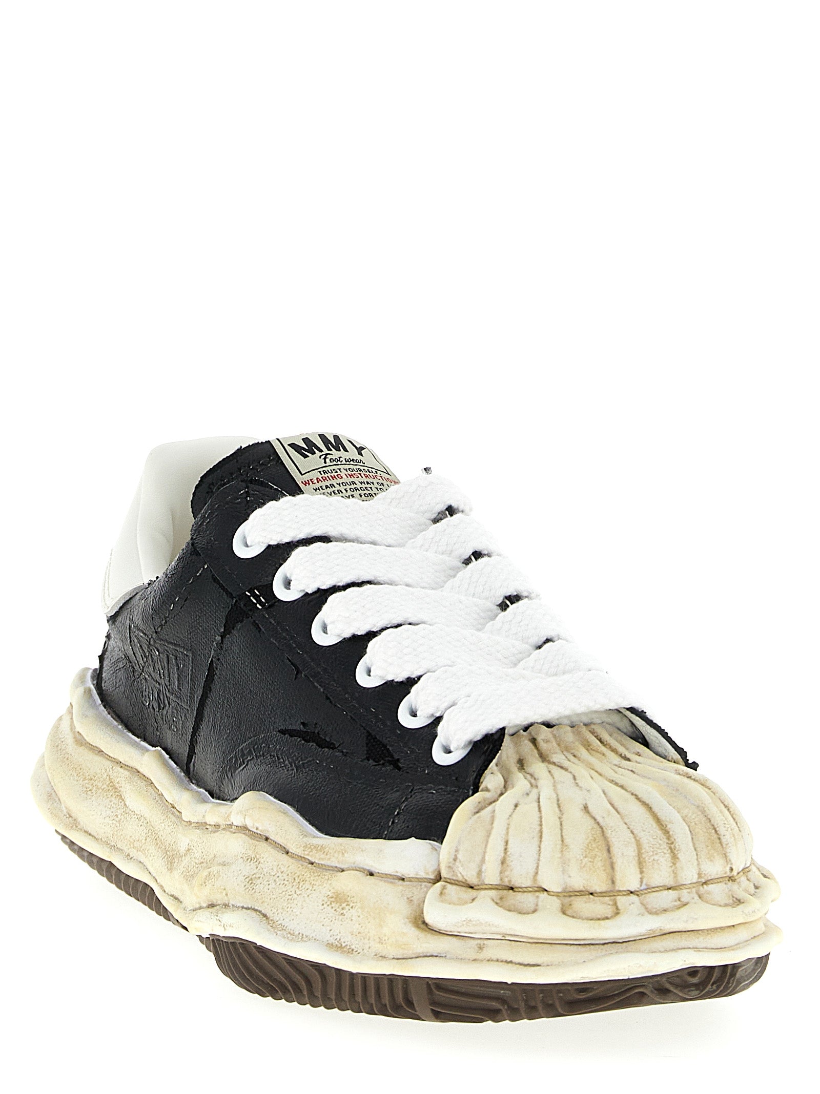 Sneakers by Maison Mihara Yasuhiro for men in cotton canvas black features an versatile design from the Men's Fashion Cotton Canvas Sneakers collection, highlighting a versatile fashion style for a premium, high-fashion look.