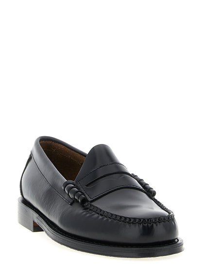 Loafer Slip-On Shoes by G.H. BASS for men in cowhide leather black showcases a timeless silhouette from the Icon Men's Cowhide Leather Loafer Slip-On Shoes collection, featuring a timeless and for a timeless finish.