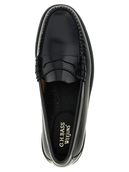 Loafer Slip-On Shoes by G.H. BASS for men in cowhide leather black showcases a impeccable silhouette as Icon Men's Cowhide Leather Loafer Slip-On Shoes, artfully designed with a impeccable and refined for a impeccable finish.