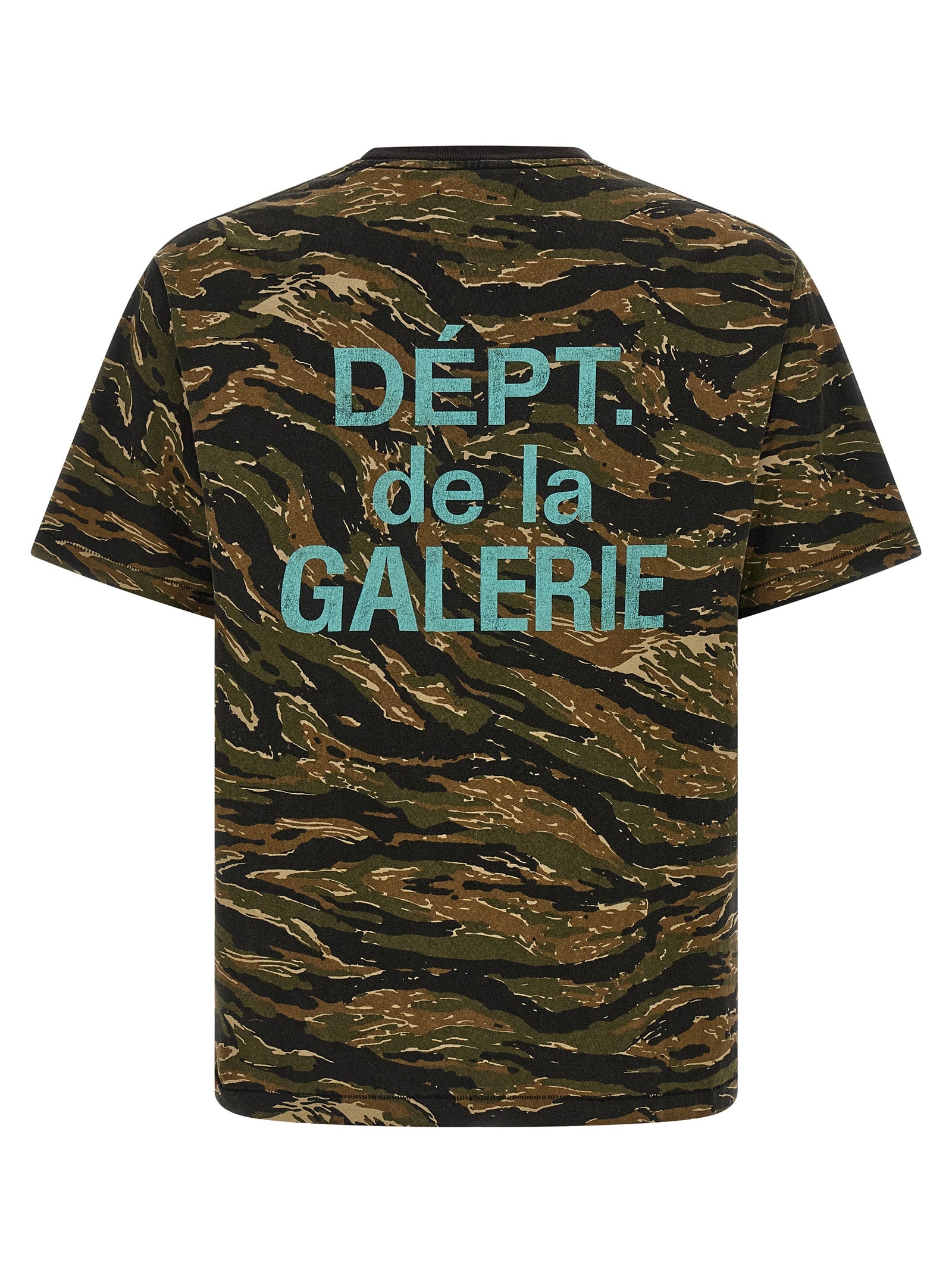 T-Shirt by GALLERY DEPT. for men in cotton bicolour, green, patterned, camouflage & print features an on trend silhouette, perfectly showcasing a on trend and crew neckline for an elevated aesthetic.