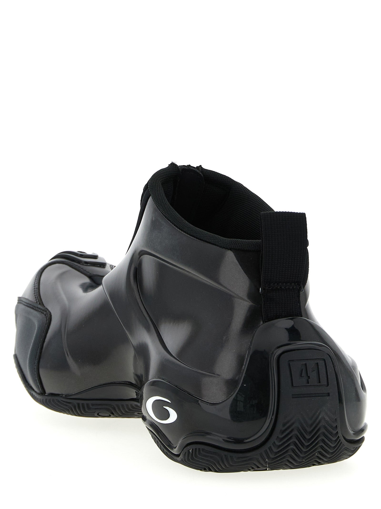 Athletic Sneakers by Balenciaga for men in stretch nylon polyester & polyurethane black & signature features an timeless silhouette from the Icon Men's Basketball Stretch Nylon Polyester & Polyurethane Athletic Sneakers collection, showcasing a timeless basketball style for a timeless look.