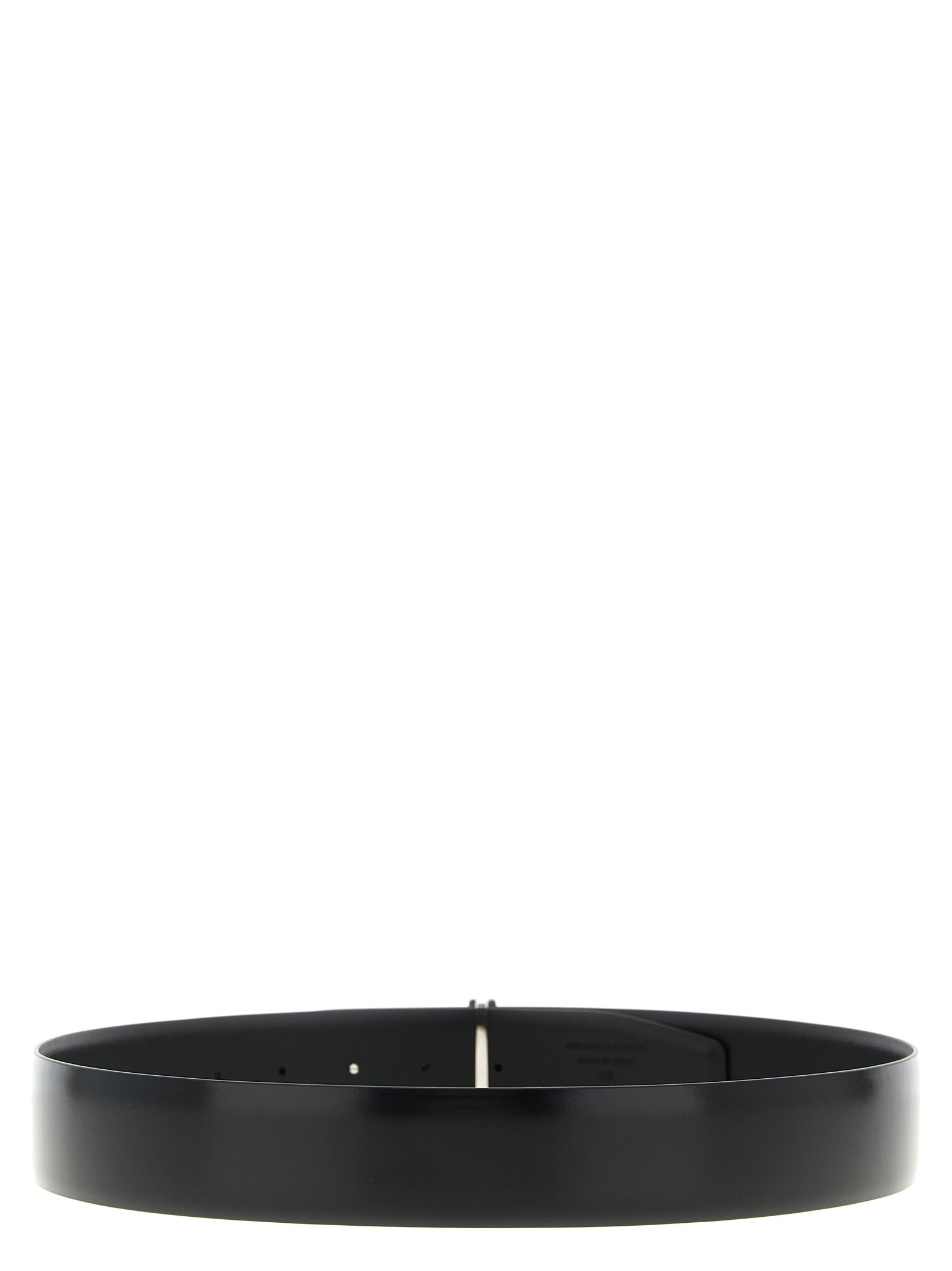 Belt by Tom Ford for men in calfskin leather black features a bohemian chic silhouette, showcasing the bohemian chic Calfskin Leather Belt design with a sophisticated bohemian chic finish.