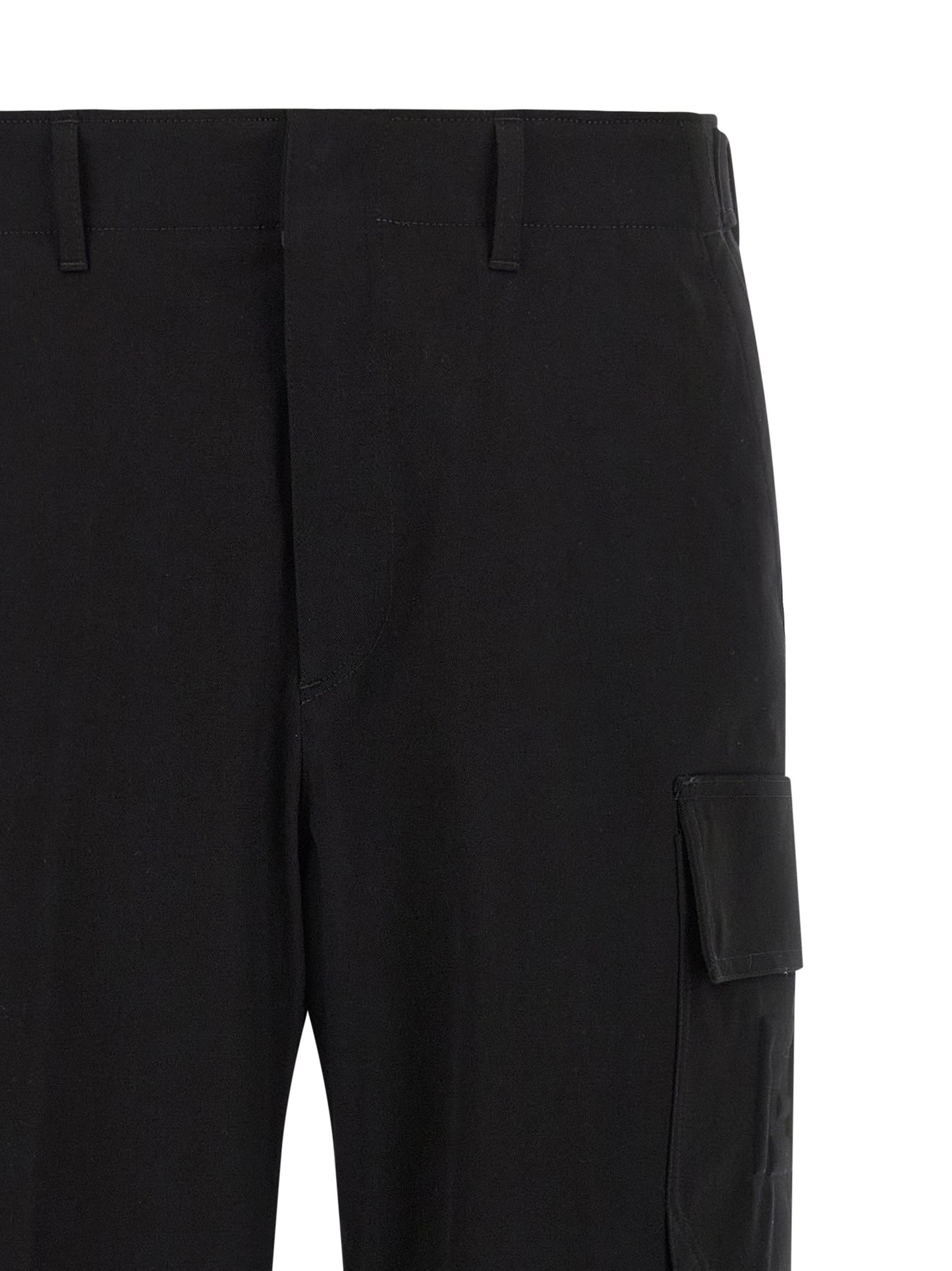 Chinos Pants by Fendi for men in stretch cotton black features an utilitarian-chic silhouette, showcasing a utilitarian-chic with a long cut and for a refined look.