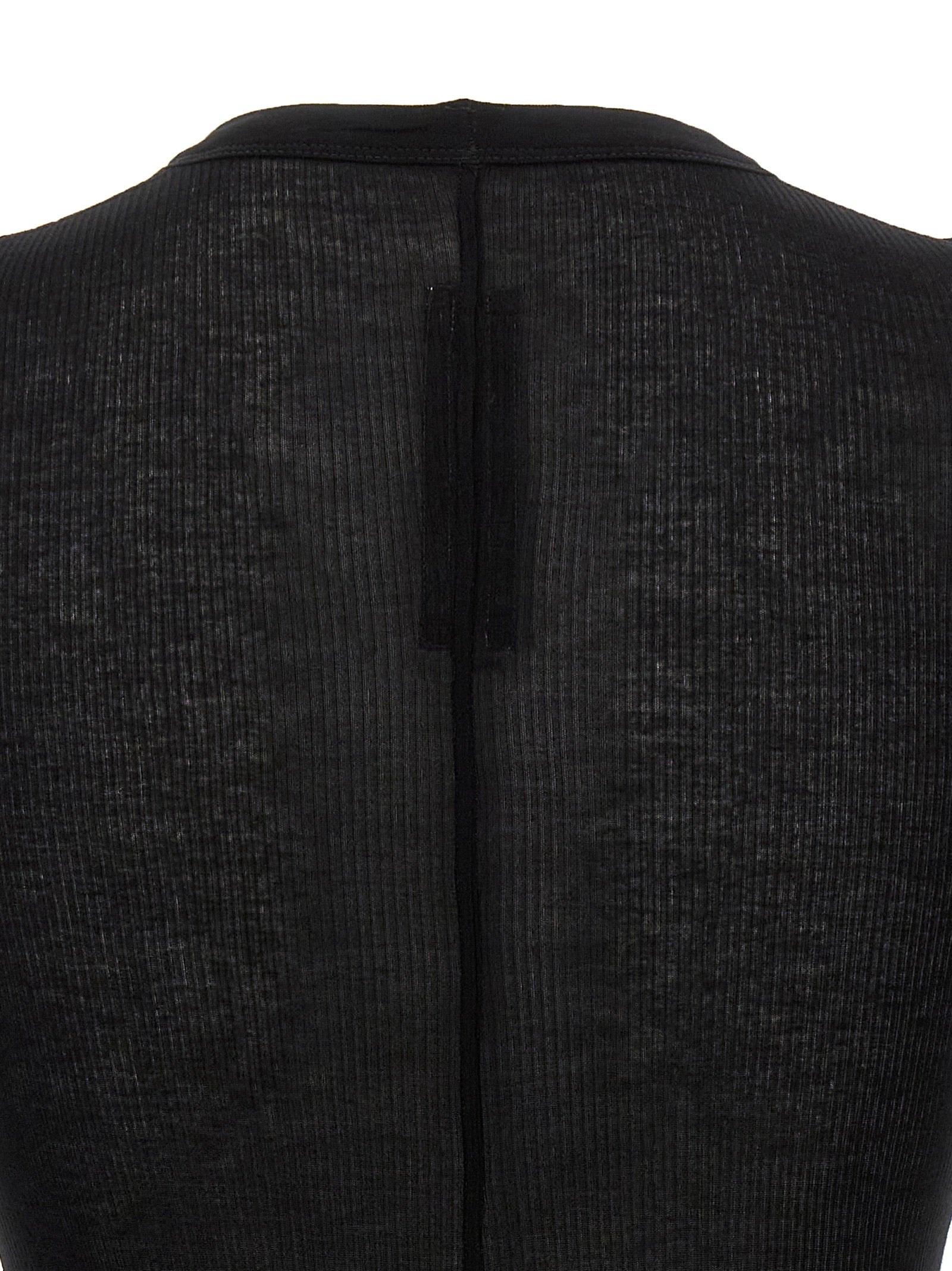T-Shirt by Rick Owens for men in silk & viscose black showcases a chic silhouette, artfully detailed with a chic and for a chic finish.