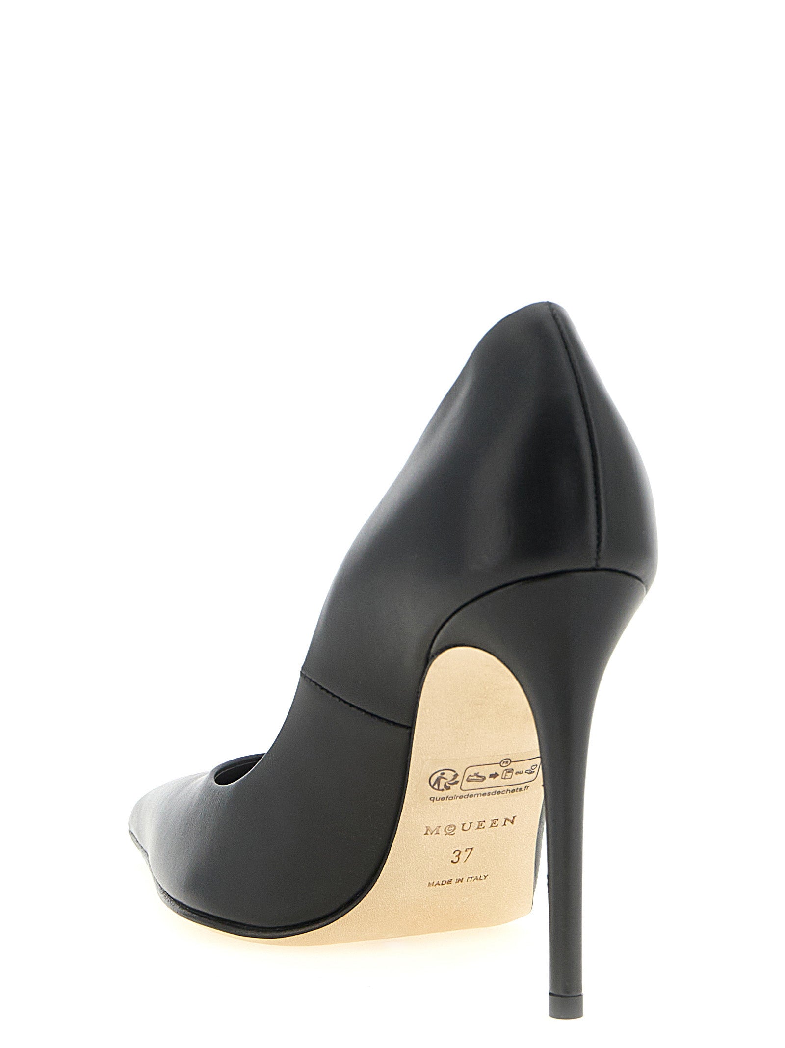 High-Heel Stiletto Pumps Heels by Alexander McQueen for women in calfskin leather black showcases a exquisite silhouette, perfectly accentuating Women's Calfskin Leather High-Heel Stiletto Pumps Heels with a exquisite stiletto high-heel and exquisite pointed toe style.