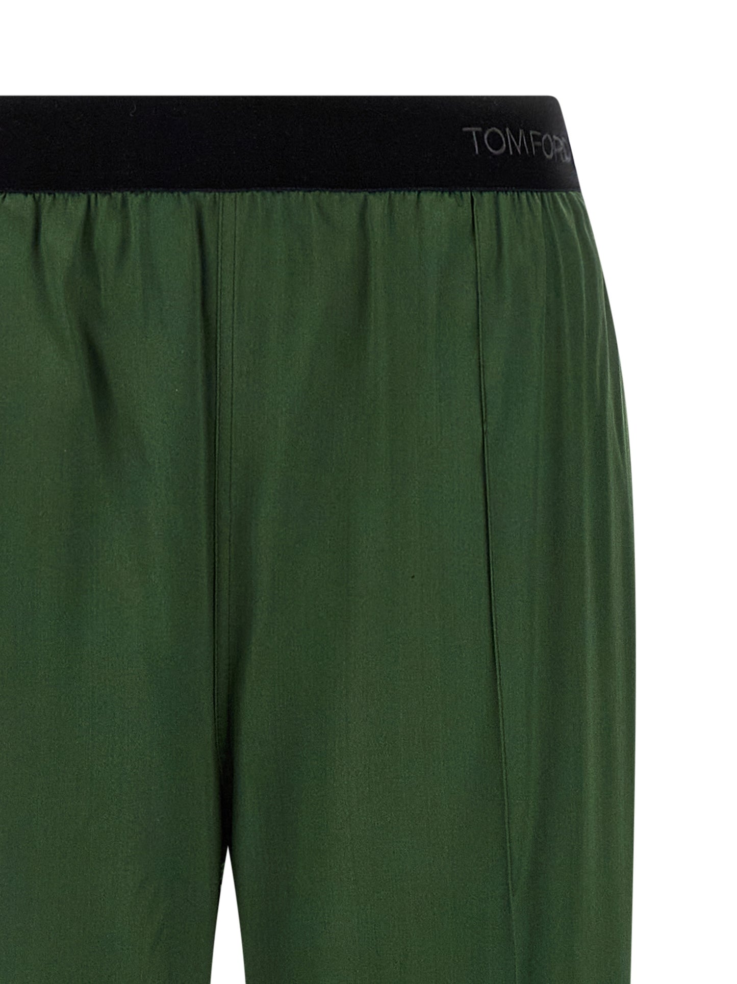 Casual Pants by Tom Ford for women in satin silk velvet bicolour & green features an sophisticated and straight-leg with a precise long, creating a sophisticated and sophisticated silhouette.