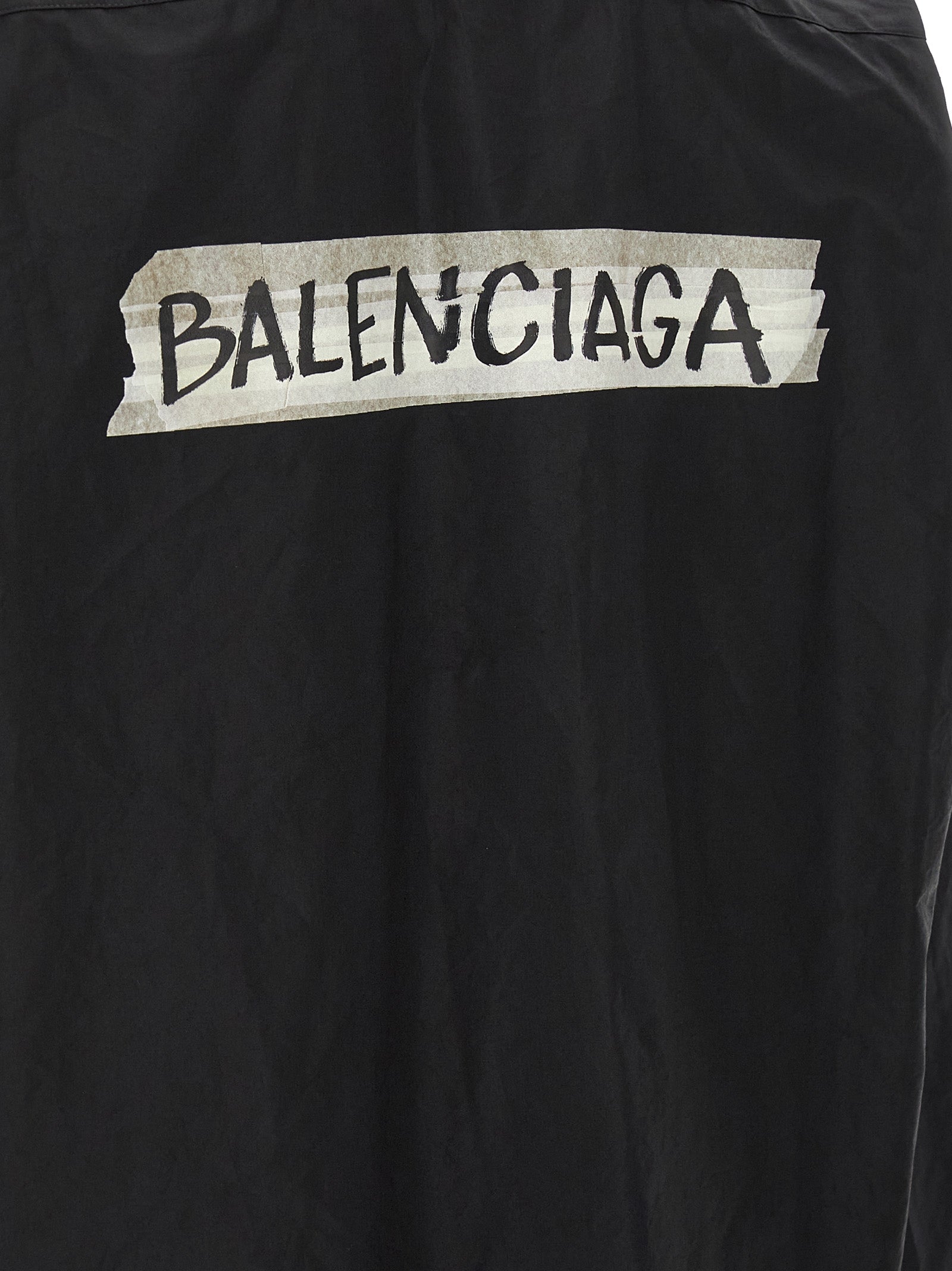 Blouse by Balenciaga for men in cotton black & print showcases a sublime silhouette, artfully detailed with a sublime and for a sophisticated, sublime finish.