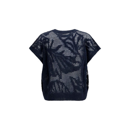 T-Shirt by Brunello Cucinelli for women in linen & cotton blue & natural features an edgy silhouette, meticulously detailed with a sophisticated and crew neckline for a truly edgy finish.