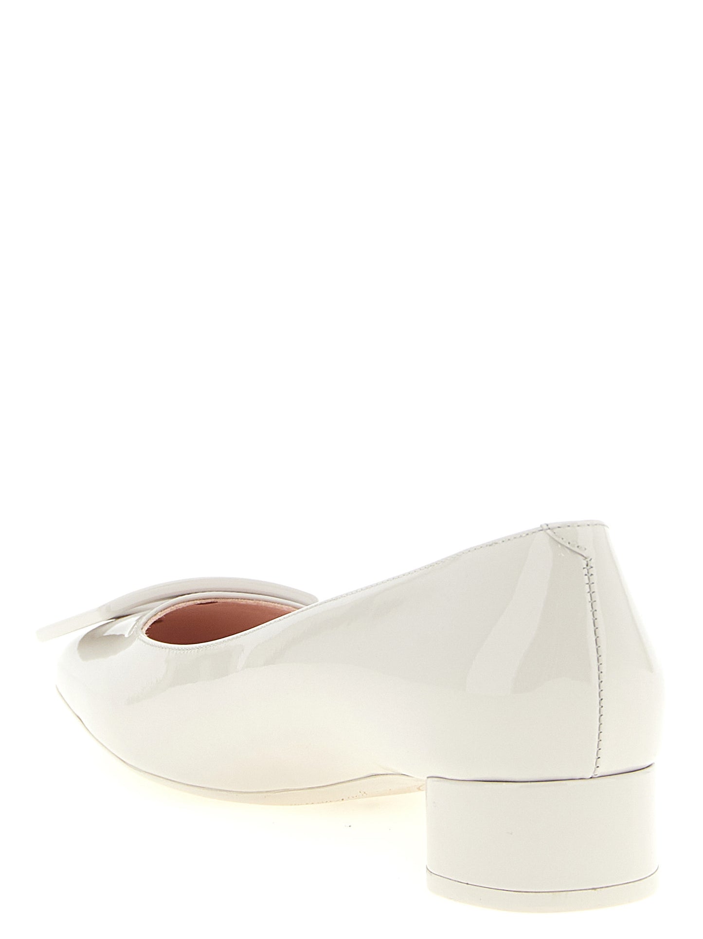 This Mid-Heel Pumps Heels by Roger Vivier for women in patent calfskin leather gray & signature presents a effortlessly chic silhouette from the Women's Patent Calfskin Leather Mid-Heel Pumps Heels collection, featuring a effortlessly chic mid-heel and effortlessly chic square toe style.