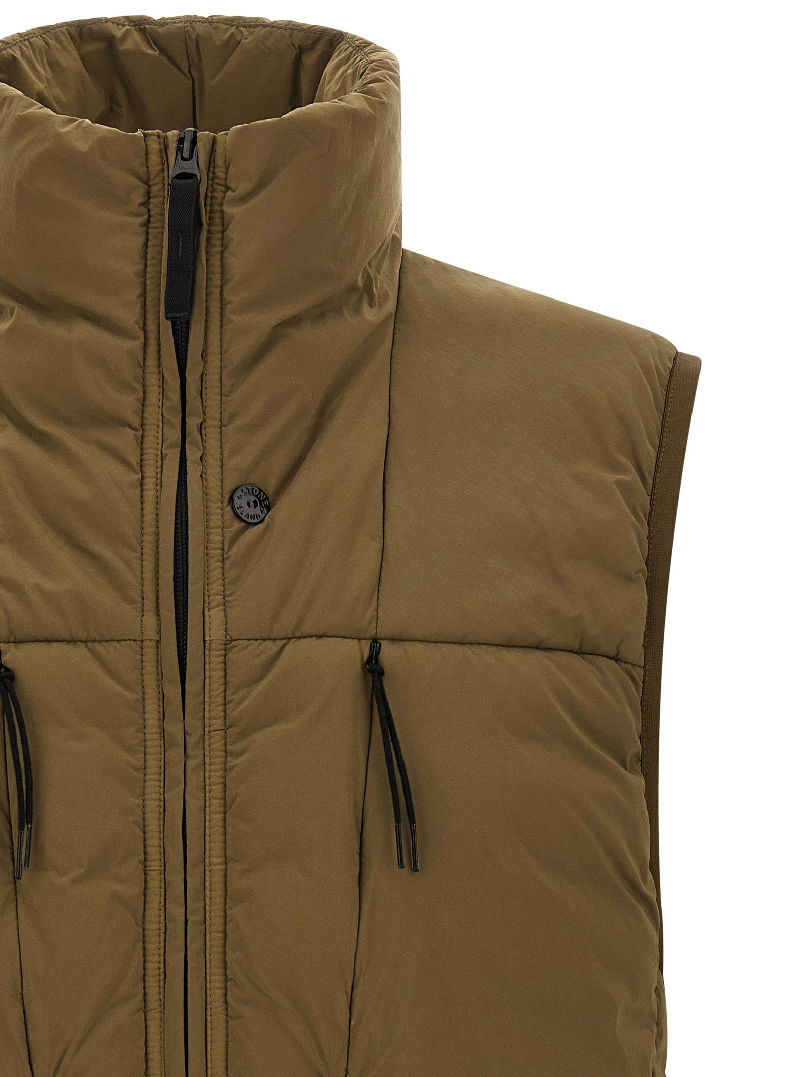 Vest by Stone Island for men in polyamide & goose-down bicolour & green showcases a dynamic silhouette, perfectly balancing lightweight & insulated with a dynamic for a sophisticated, high-fashion look.