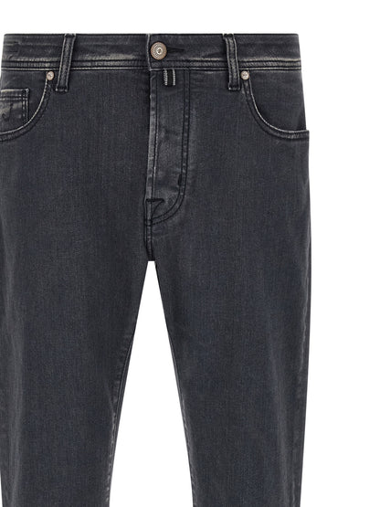 Jeans by Jacob Cohen for men in stretch denim cotton gray features an sophisticated mid rise and straight-leg with a precise long, creating a sophisticated and sophisticated silhouette.