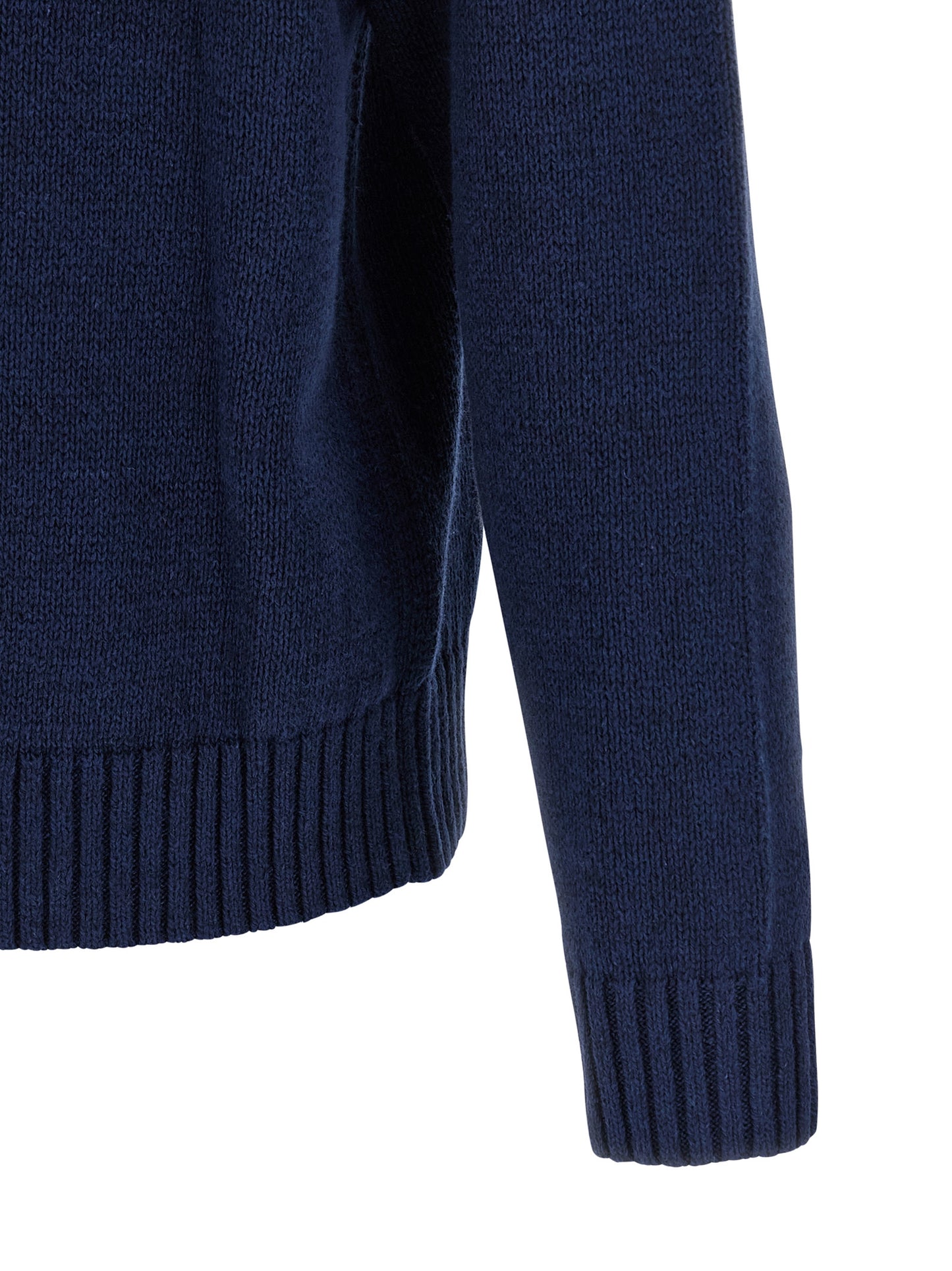 Cardigan by Polo Ralph Lauren for men in linen & cotton blue features a dramatic silhouette, showcasing a sophisticated crew neckline and dramatic detail for a timeless, premium look.