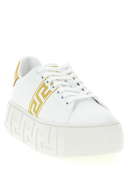 Sneakers by Versace for women in nylon leather gold features an timeless silhouette from the Women's Fashion Nylon Leather Sneakers collection, showcasing a signature fashion style with an timeless finish.