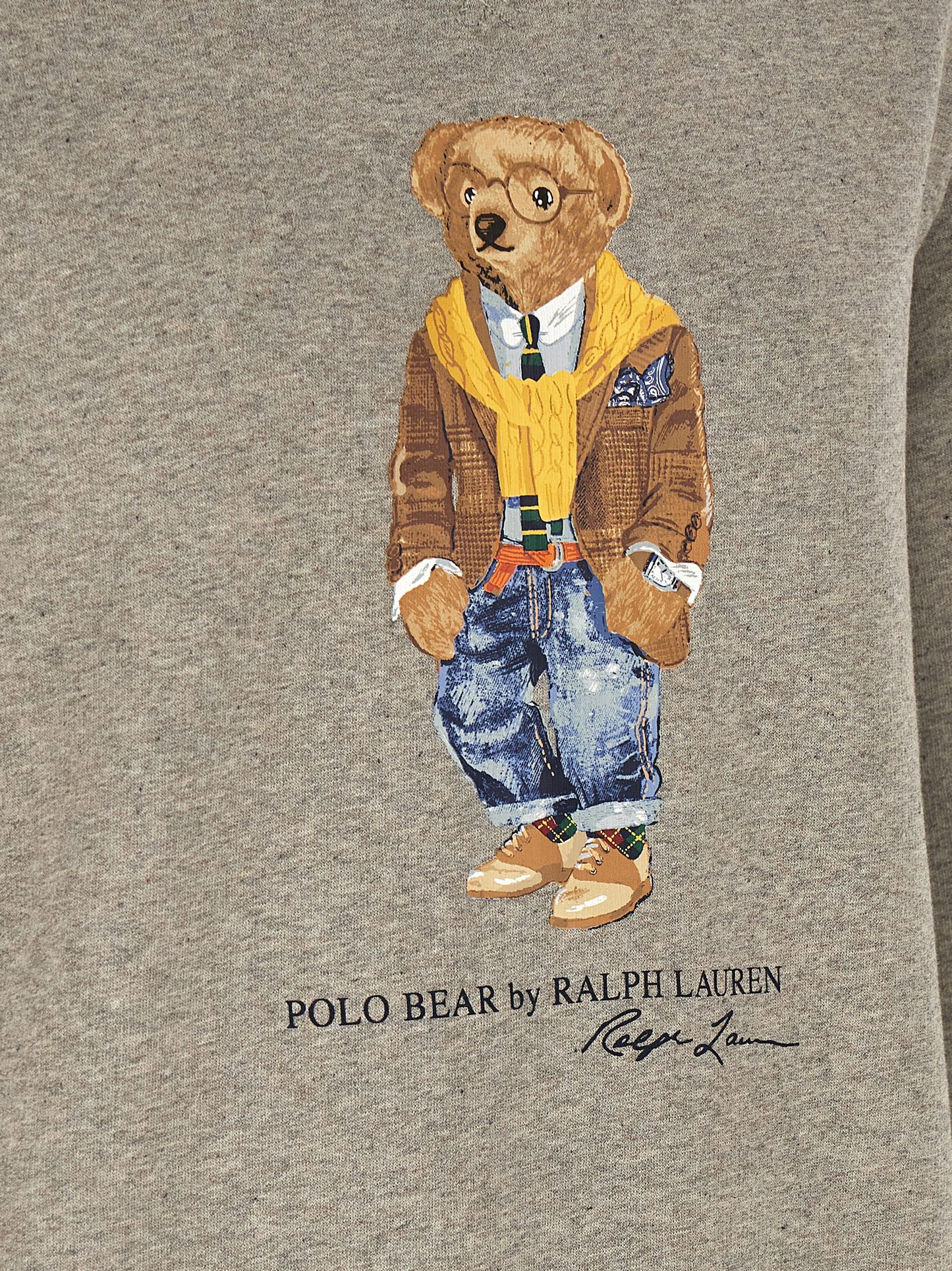 Sweatshirt by Polo Ralph Lauren for men in cotton polyester gray & print features an enviable silhouette, showcasing a premium and refined for a truly enviable finish.