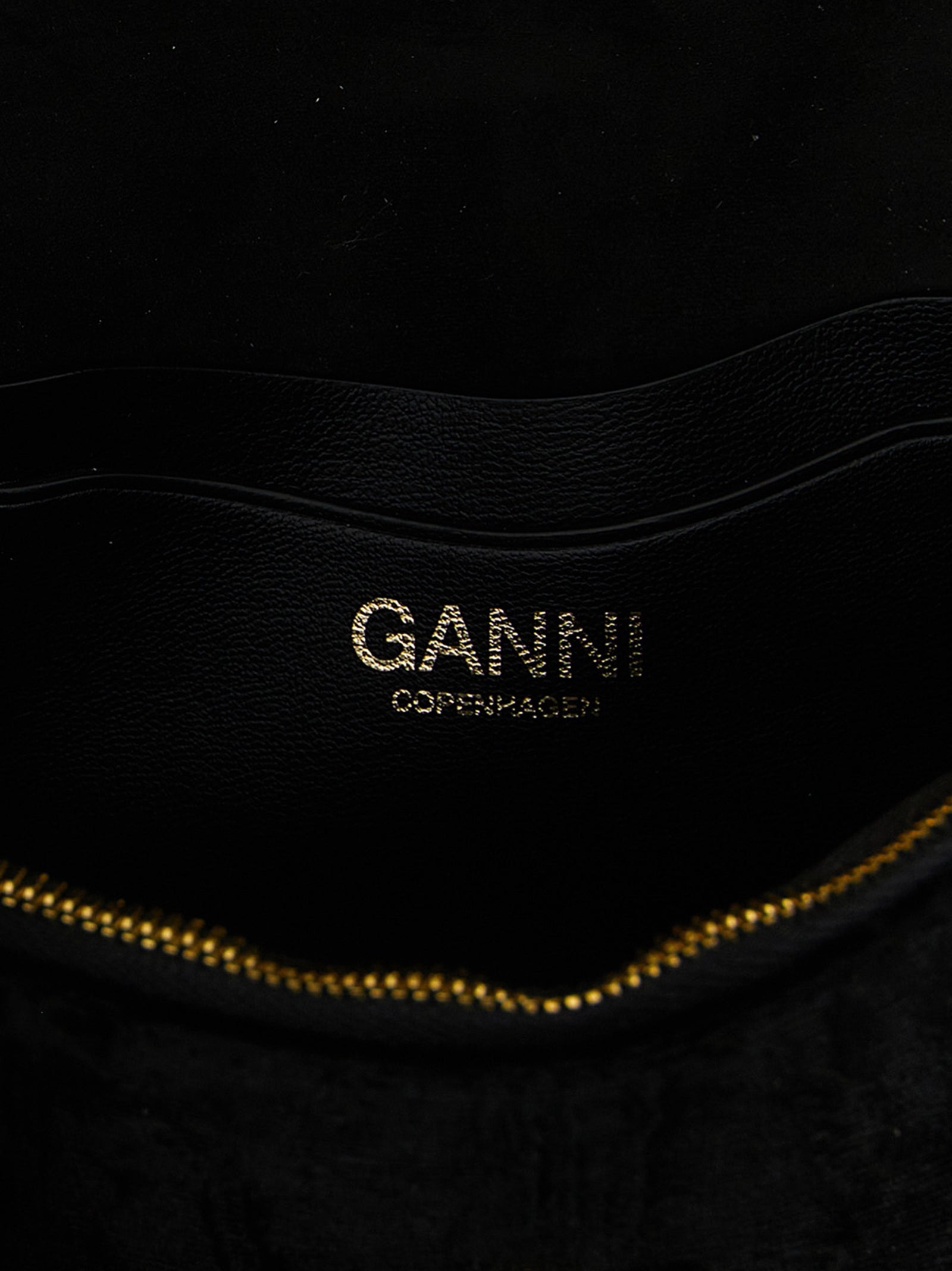 Cardholder Card Case by Ganni for women in stretch viscose black features a polished Lulu Stretch Viscose Cardholder Card Case design with polished card-organization.