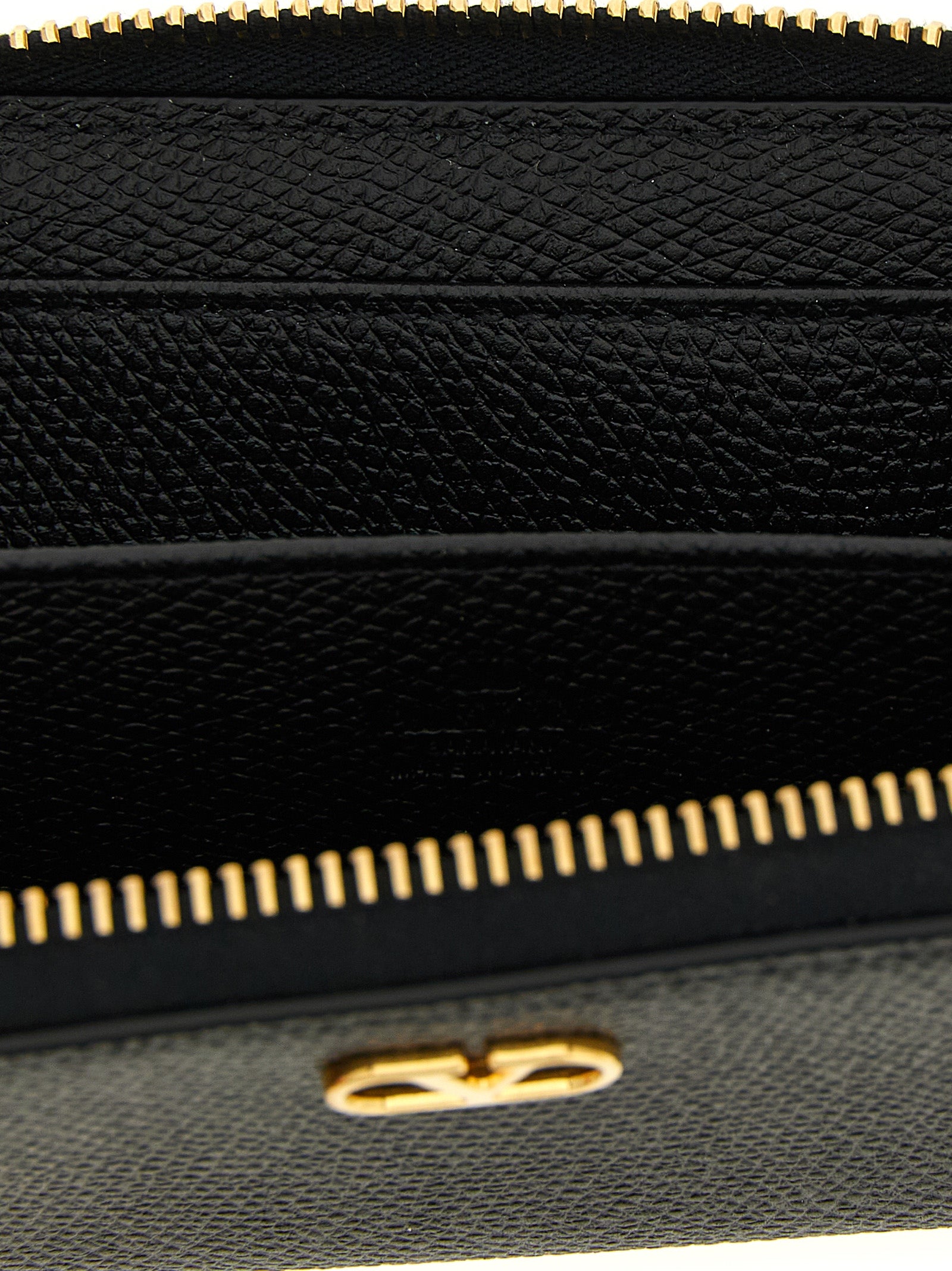 Cardholder Card Case by Valentino Garavani for women in calfskin leather black & signature features a refined silhouette, showcasing the elegant lines of the V Logo Calfskin Leather Cardholder Card Case alongside premium card-organization for a refined finish.
