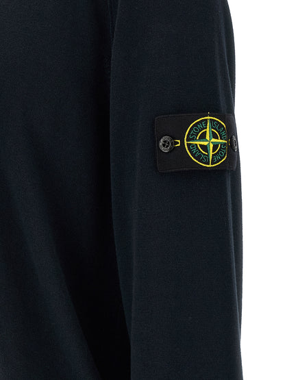 Cardigan by Stone Island for men in organic cotton blue features a nuanced silhouette with a refined and nuanced detailing for a sophisticated look.