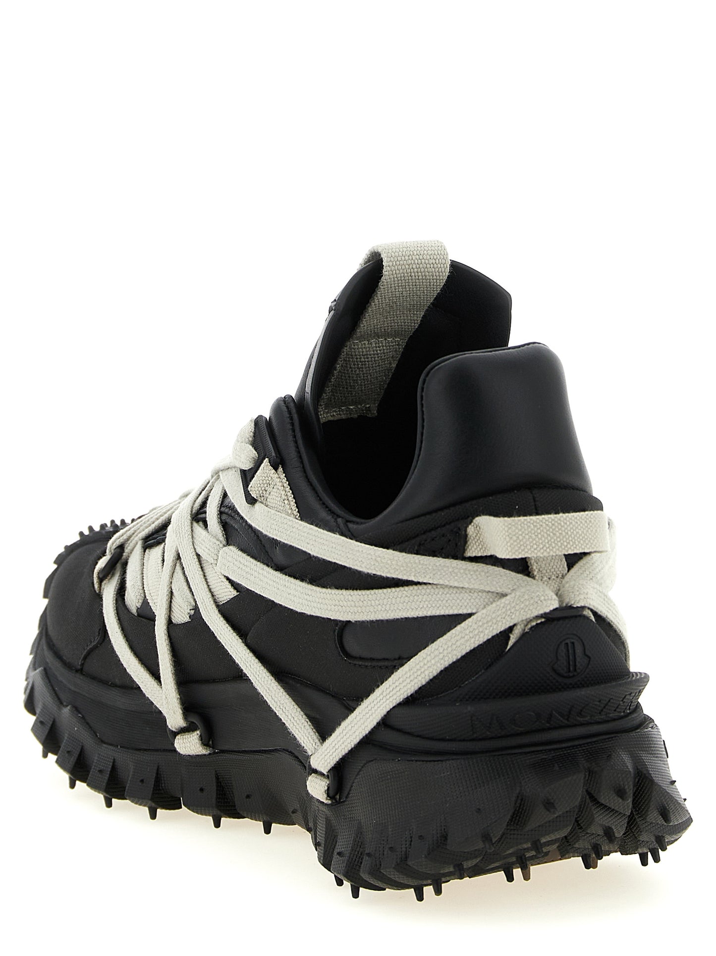 Athletic Sneakers by Rick Owens for men in eva carbon fiber & bos taurus cowhide leather black features an exquisite silhouette, showcasing the premium athletic style of the Men's Athletic EVA Carbon Fiber & Bos Taurus Cowhide Leather Sneakers with an exquisite finish.