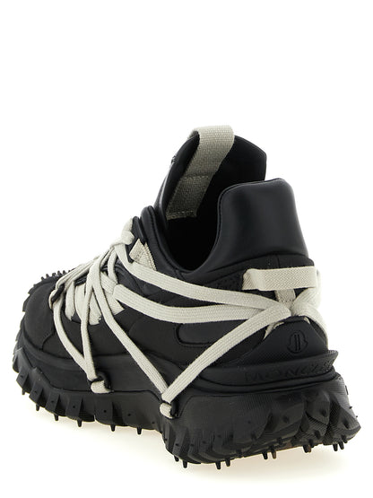 Athletic Sneakers by Rick Owens for men in eva carbon fiber & bos taurus cowhide leather black features an exquisite silhouette, showcasing the premium athletic style of the Men's Athletic EVA Carbon Fiber & Bos Taurus Cowhide Leather Sneakers with an exquisite finish.