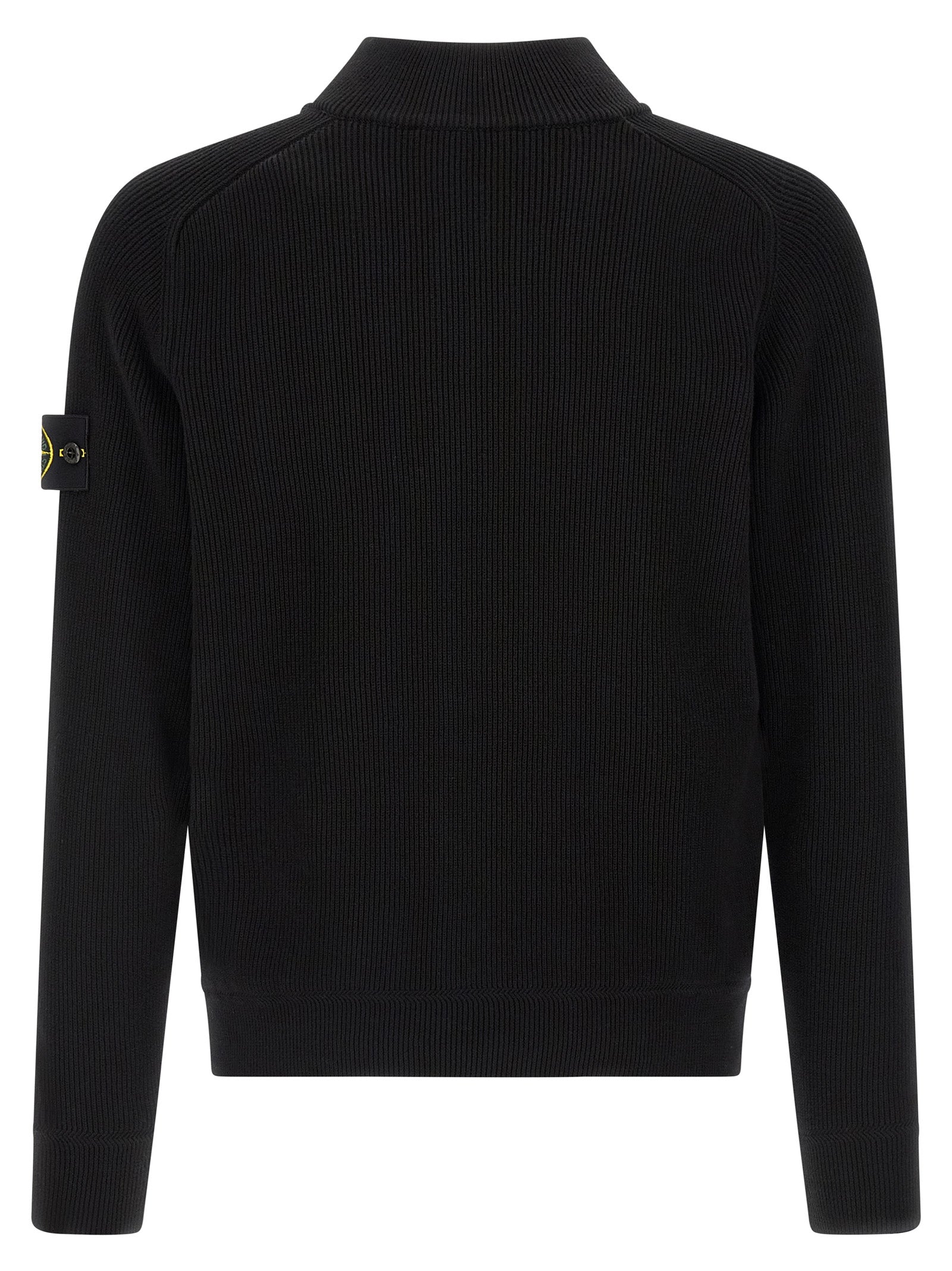 Cardigan by Stone Island for men in organic cotton black showcases a luxurious silhouette, meticulously detailed with a sophisticated high-neck neckline and for a refined finish.