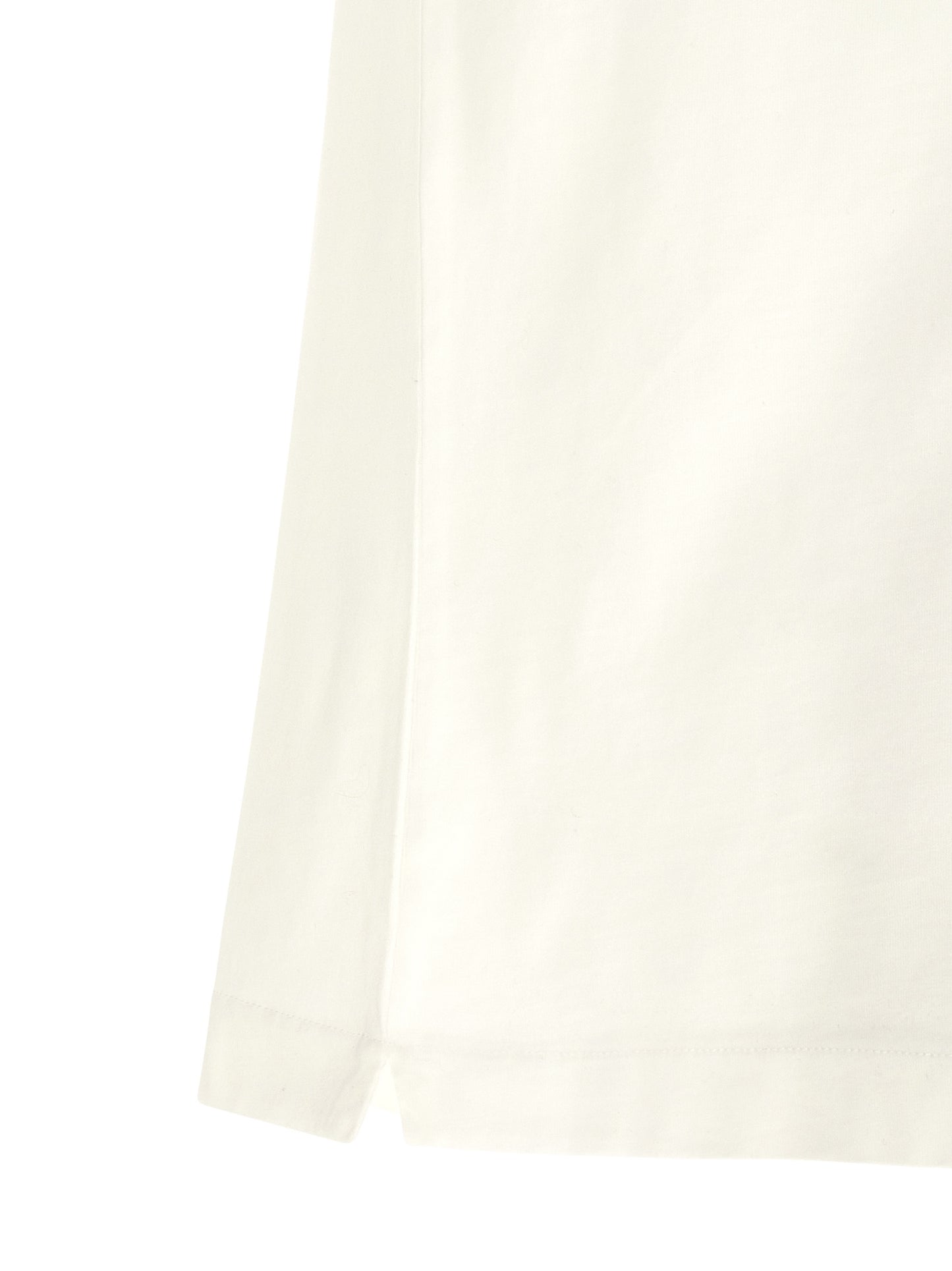 T-Shirt by Off-White for men in cotton bicolour, black, white & print showcases a dramatic silhouette, elegantly detailed with a dramatic and for a truly dramatic finish.