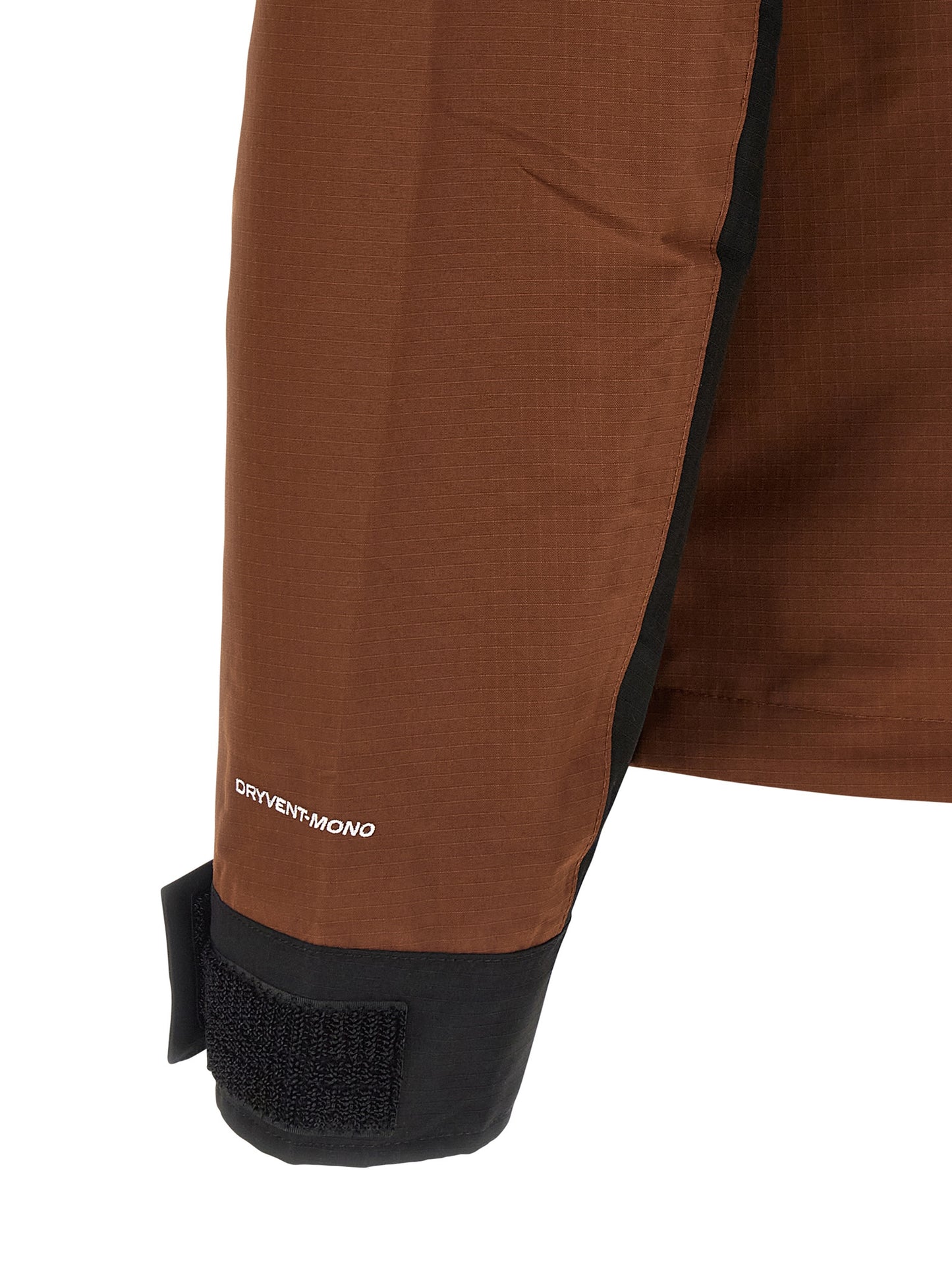 Hooded Windbreaker Jacket by The North Face for men in polyester brown features an magnificent silhouette, showcasing the sophisticated and functional water-resistant, pockets, hooded & windproof for a premium, magnificent look.