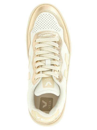 Sneakers by Veja for women in suede leather & rubber gold features an timeless silhouette from the Women's Low Top Suede Leather & Rubber Sneakers collection, showcasing a signature low-top style with an timeless finish.