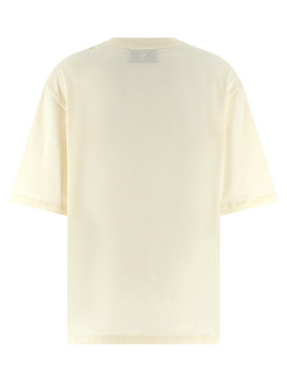 T-Shirt by Ami Paris for women in cotton beige features an on trend silhouette, perfectly showcasing a on trend and crew neckline for an elevated aesthetic.