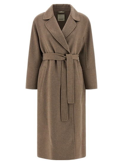 Overcoat by S Max Mara for women in virgin wool brown features a cosy chic silhouette, artfully detailed with a sophisticated lapel neckline and premium pockets for a cosy chic finish.