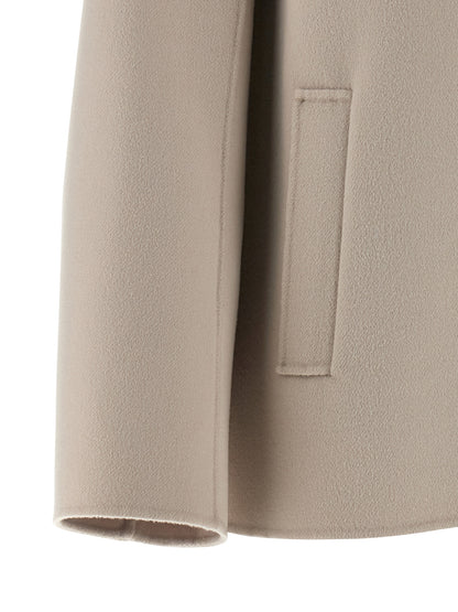 Jacket by S Max Mara for women in virgin wool beige features a smart silhouette, perfectly accentuated by its unique and functional pockets for a smart finish.