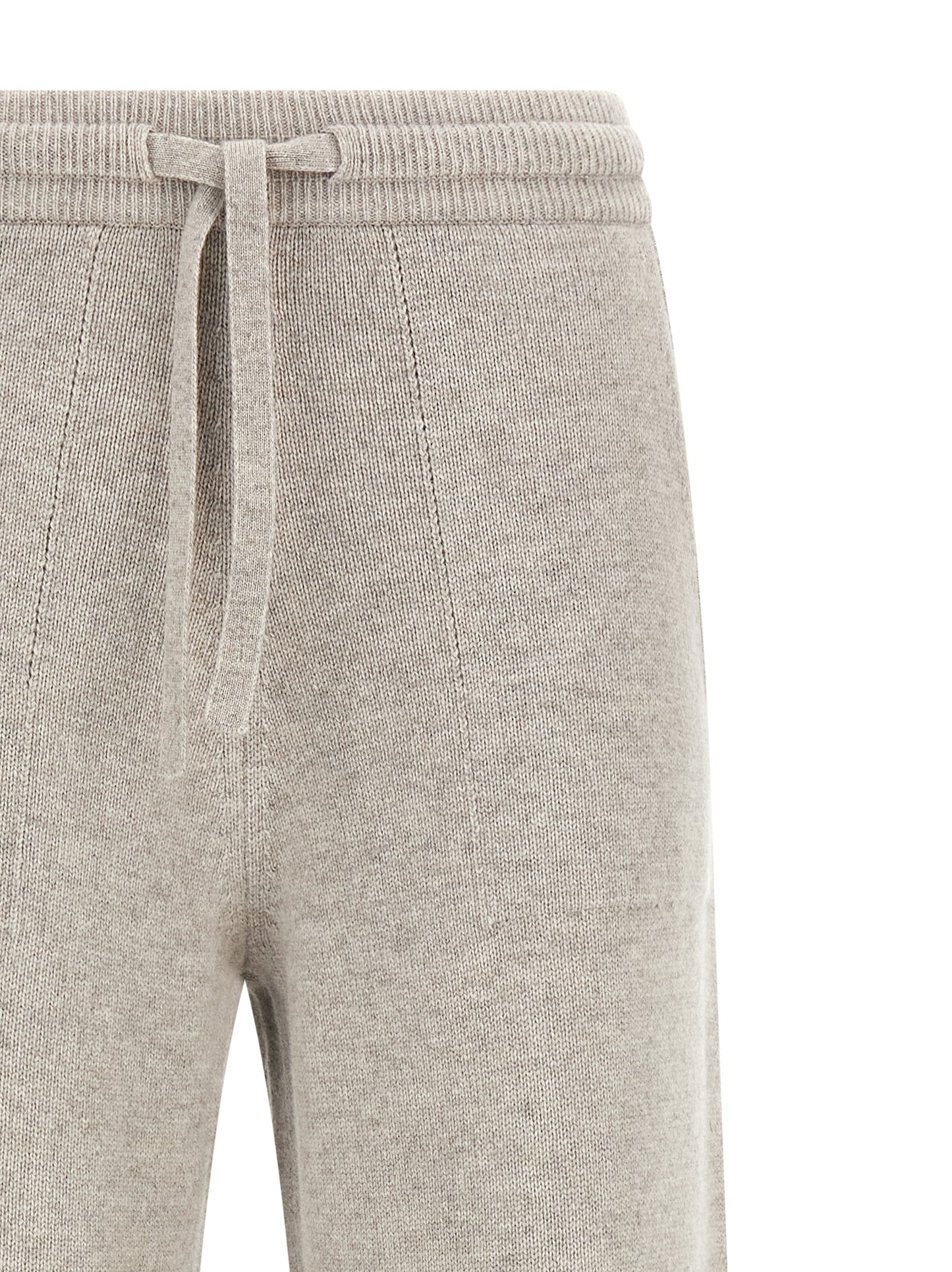 Casual Pants by S Max Mara for women in cashmere beige features an sophisticated and flared with a precise long, creating a sophisticated and sophisticated silhouette.