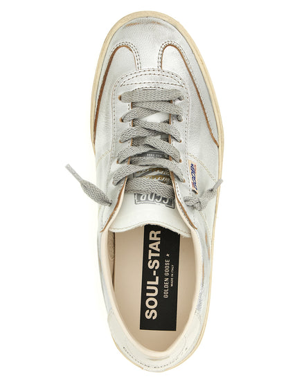 Sneakers by Golden Goose for women in cowhide & goat leather silver presents a on trend silhouette from the Star Women's Low Top Cowhide & Goat Leather Sneakers collection, showcasing a on trend low-top style for an elevated aesthetic.
