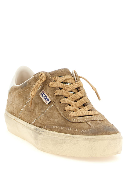 Sneakers by Golden Goose for women in suede cowhide & goat leather brown features an timeless silhouette from the Star Women's Low Top Suede Cowhide & Goat Leather Sneakers collection, showcasing a signature low-top style with an timeless finish.