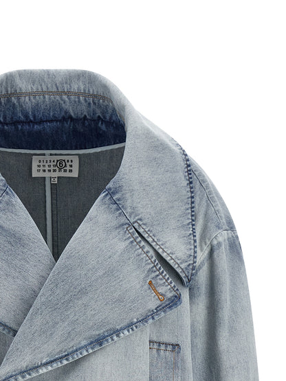 Trucker Jacket by MM6 Maison Margiela for women in denim cotton light-blue, white & signature showcases a bohemian silhouette, artfully detailed with a bohemian asymmetric lapel neckline and signature for a truly bohemian finish.