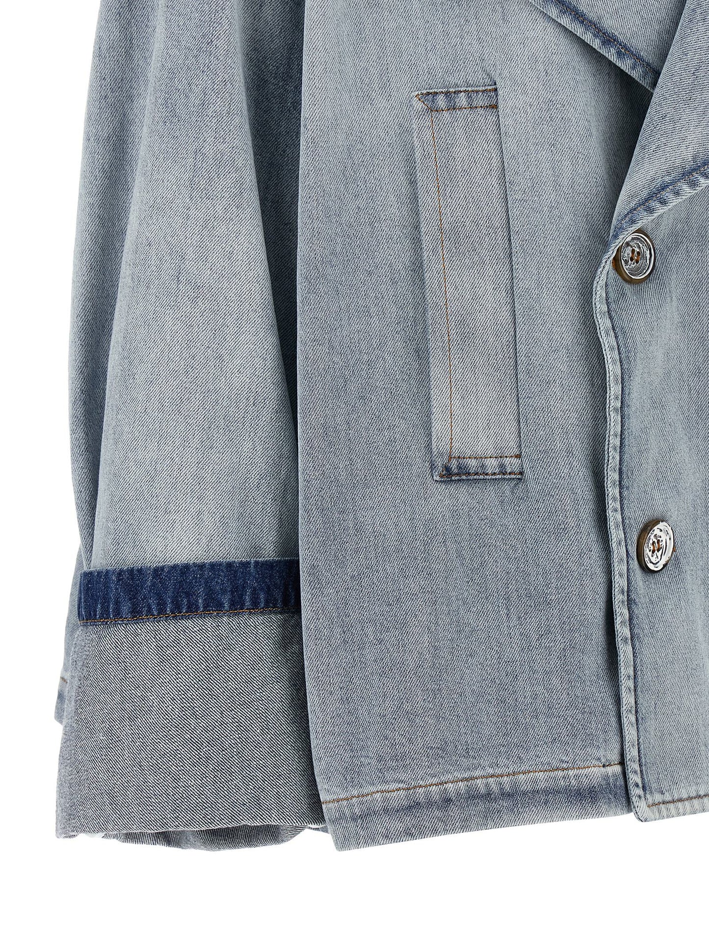 Trucker Jacket by MM6 Maison Margiela for women in denim cotton light-blue, white & signature presents a effortlessly chic silhouette, showcasing a sophisticated and premium for a truly effortlessly chic finish.