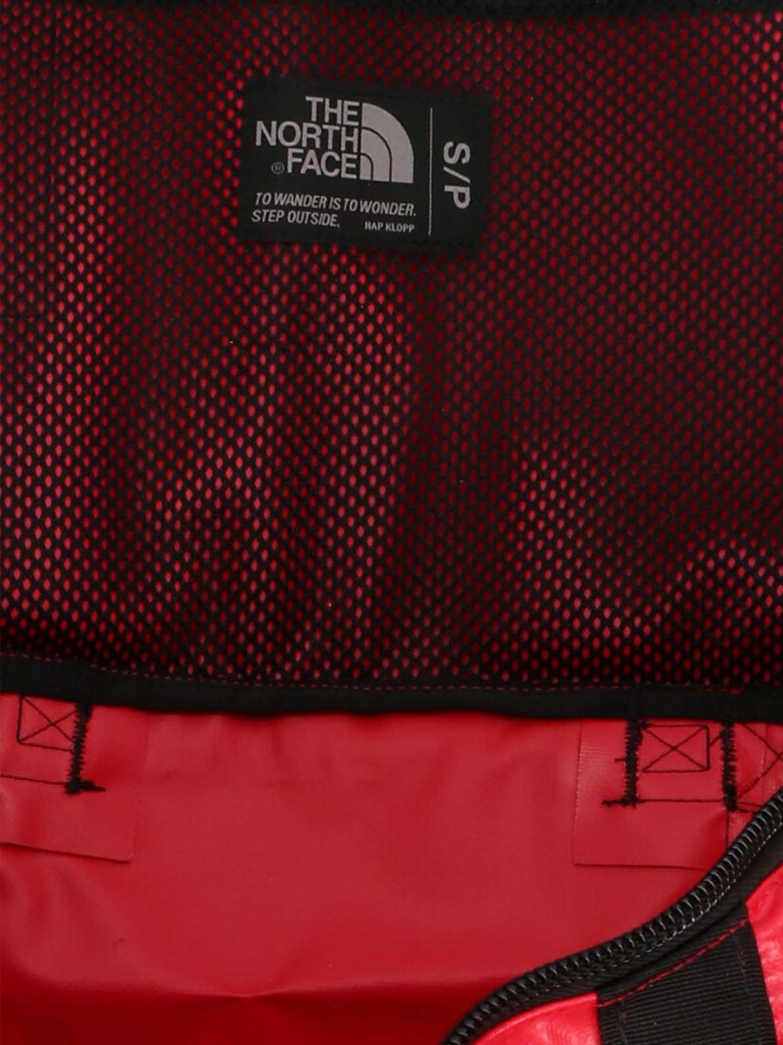Backpack by The North Face for unisex in lyocell polyester mesh multicolor, red & transparent features a effortlessly chic Base Camp Duffel Lyocell Polyester Mesh Backpack design, showcasing a secure , ample document-holder, and versatile backpack-strap, adjustable-strap & handle for a effortlessly chic finish.