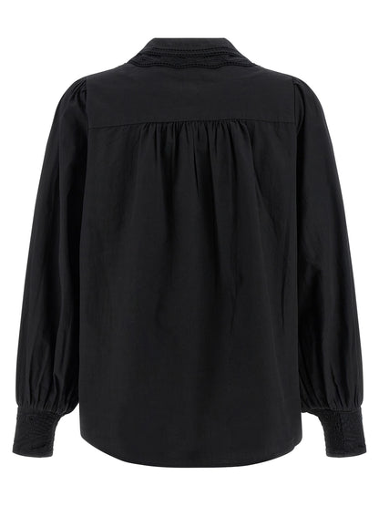 Blouse by FARM RIO for women in cotton black & floral showcases a sharp silhouette, elegantly detailed with a sharp and sharp .