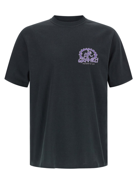 Activewear T-Shirt by Gramicci for men in cotton black & print features a dynamic silhouette with and crew neckline enhanced by functional .