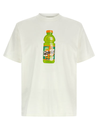T-Shirt by Gramicci for men in cotton white & print showcases a fashionable silhouette, elegantly detailed with a fashionable and crew neckline for a sophisticated, high-fashion look.